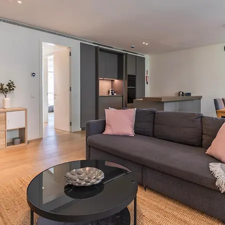 Modern 2bdr With Garage By Lovelystay Apartment Lisbon