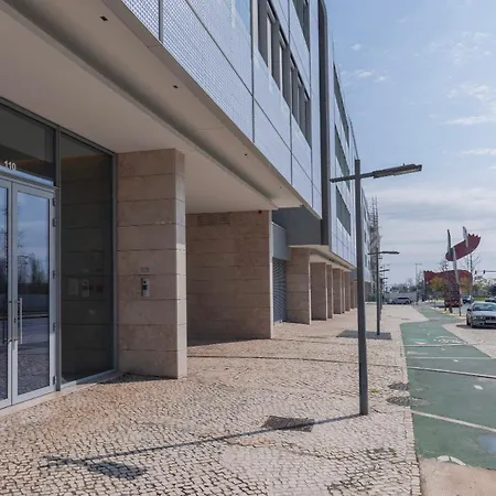 Modern 2bdr With Garage By Lovelystay Lissabon