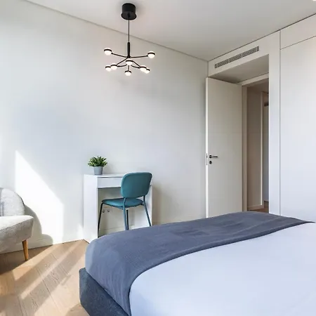 Modern 2bdr With Garage By Lovelystay *