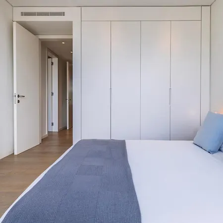 Apartment Modern 2bdr With Garage By Lovelystay